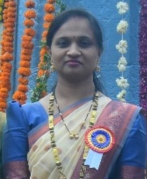 सौ. नीलम चेतन चौलकर